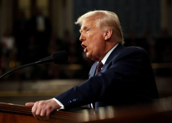 დონალდ ტრამპი: მე ქვეყანას და მსოფლიოს ვმართავ