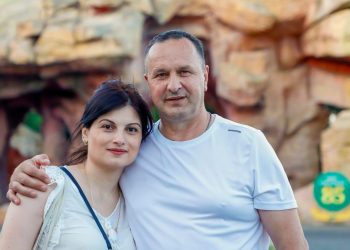 “რა ლამაზი ბავშვია” – გელა დაიაური ვაჟის, ვაჩეს ფოტოებს აქვეყნებს