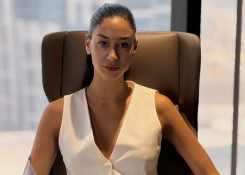 „კარგი იქნება, სცადონ საკუთარი ცხოვრებით იცხოვრონ“ – ქეთო თოფურიძე პასუხობს, როგორ უმკლავდება მასზე გავრცელებულ ჭორებს