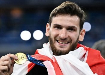 რა თანხას მიიღებს პსჟ და კვარაცხელია უეფას სუპერთასის მოგებისთვის პრიზის სახით ?