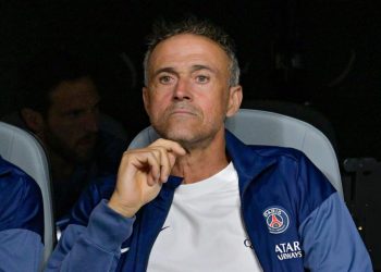 ოპერაცია ჩაუტარდა – ცნობილია რამდენ ხანს ვერ გაწვრთნის ლუის ენრიკე ხვიჩა კვარაცხელიასა და “პსჟ”-ს