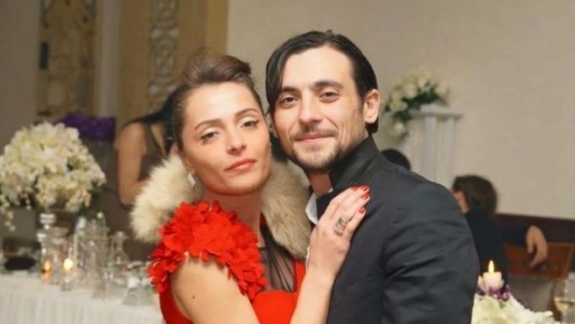 რას წერს სანდრო მიკუჩაძე თამუნა მუსერიძესთან დაშორების შემდეგ
